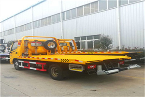 郓城附近拖车救援搭电